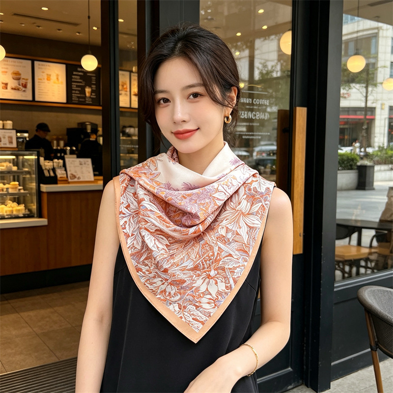 Travel Accessories Bag For Women - ผ้าพันคอไหมเนื้อนุ่มสำหรับผู้หญิง ผ้าพันคอสี่เหลี่ยม 90 ผืน ผ้าคลุมไหล่ สายคาดกระเป๋า