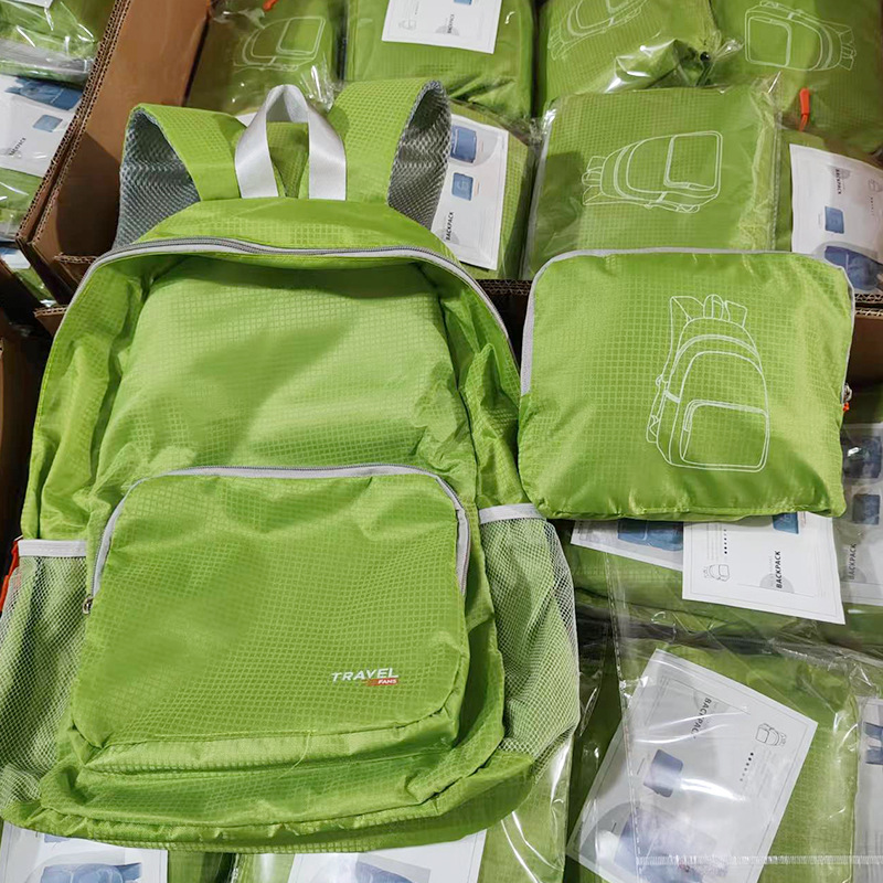 กระเป๋าเป้สะพายหลังน้ำหนักเบาแ - Packable Daypack Foldable บทวิจารณ์และราคา